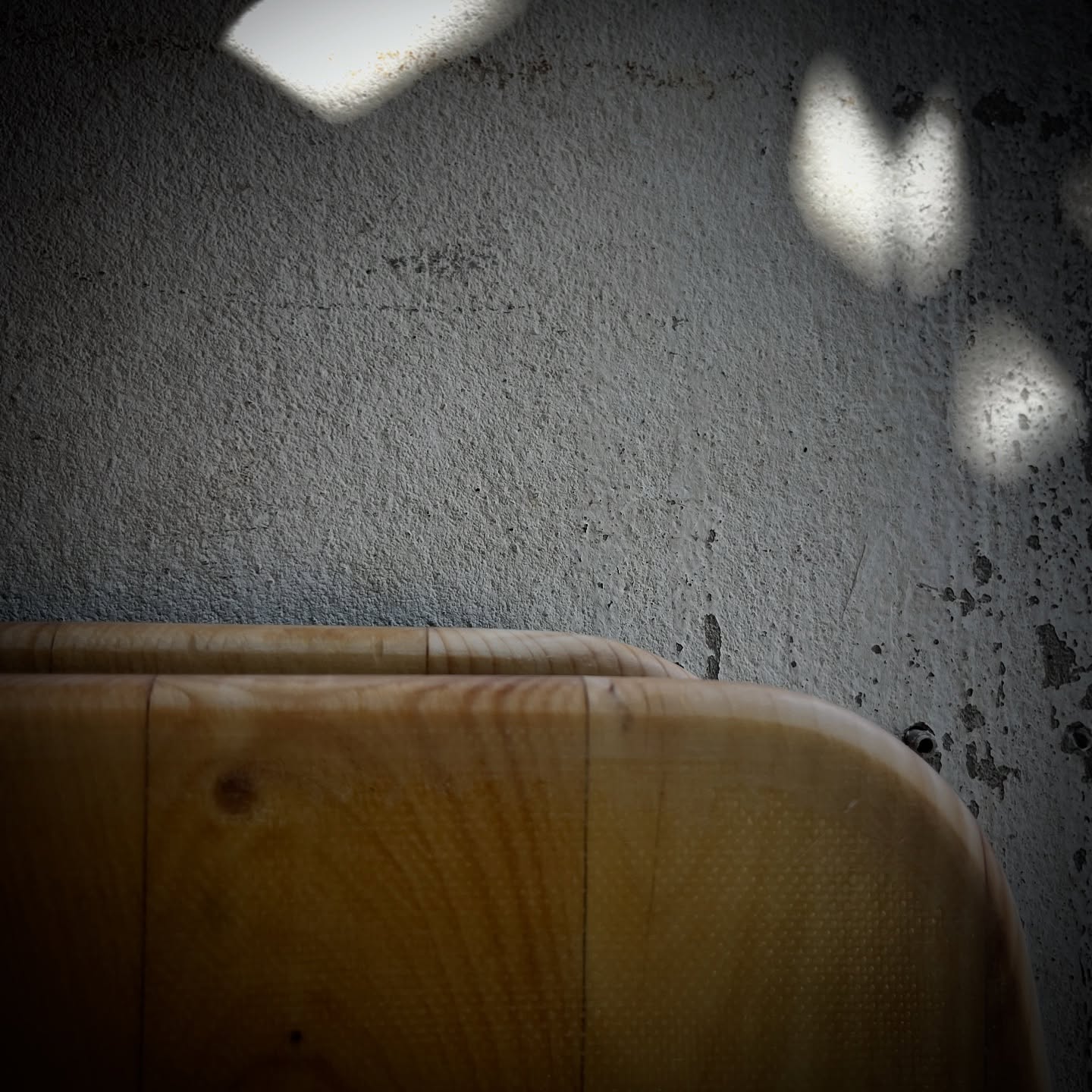 k13
